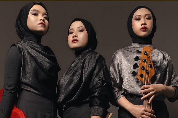 Voice of Baceprot, Band Pertama Indonesia yang Tampil di Festival Musik Glastonbury 2024. (Instagram.com @voiceofbaceprot)

