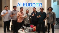 Kolaborasi tim Adira dan tim AI Rudder
